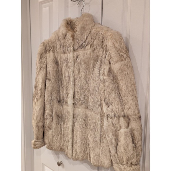 Gorgeous Rabbit Fur Coat Size Medium.  Impeccable condition - Picture 3 of 12